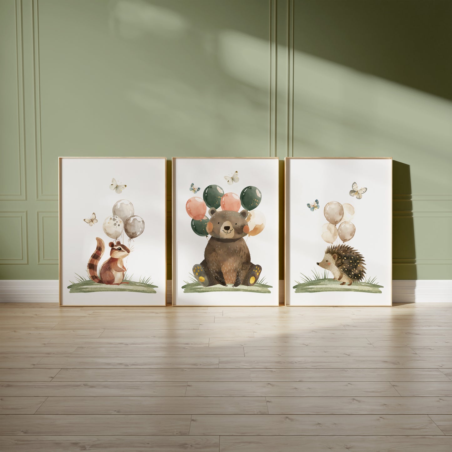 Whimsical Woodland Animals with Balloons, Set of 3, N072