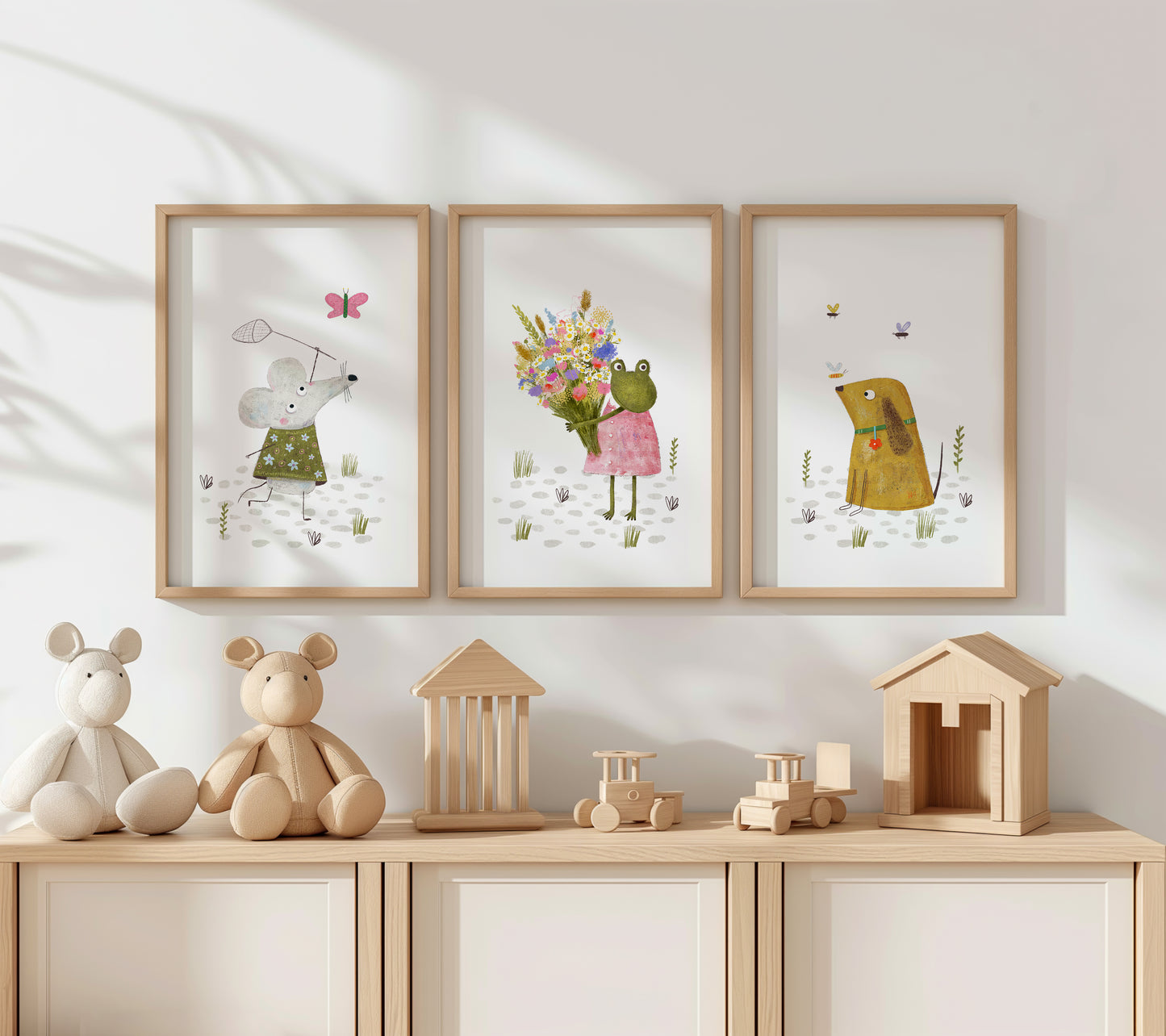 Charming Forest Companions Wall Art - Mouse, Frog, and Dog, Set of 3, N152